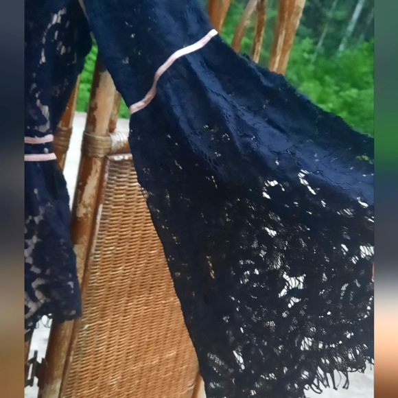 🍀3/15 DO + BE Black Lace Blouse - Picture 4 of 9